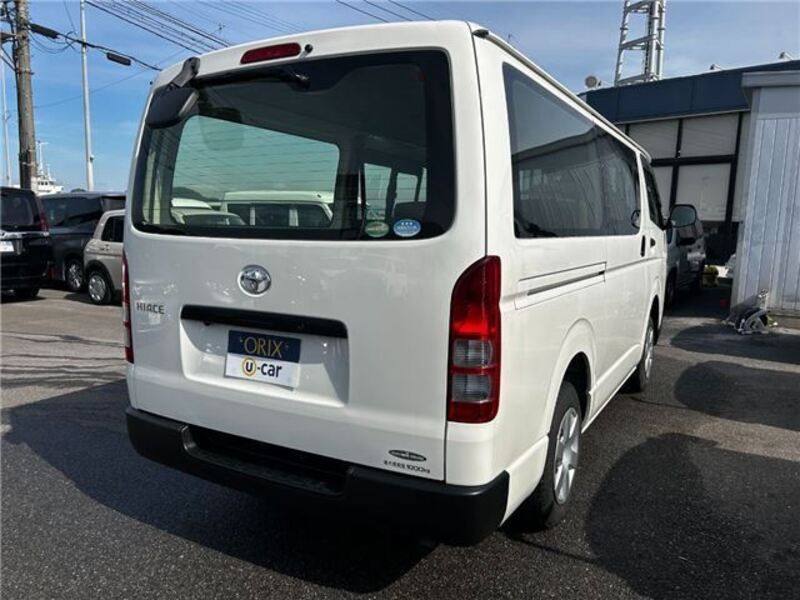 HIACE VAN