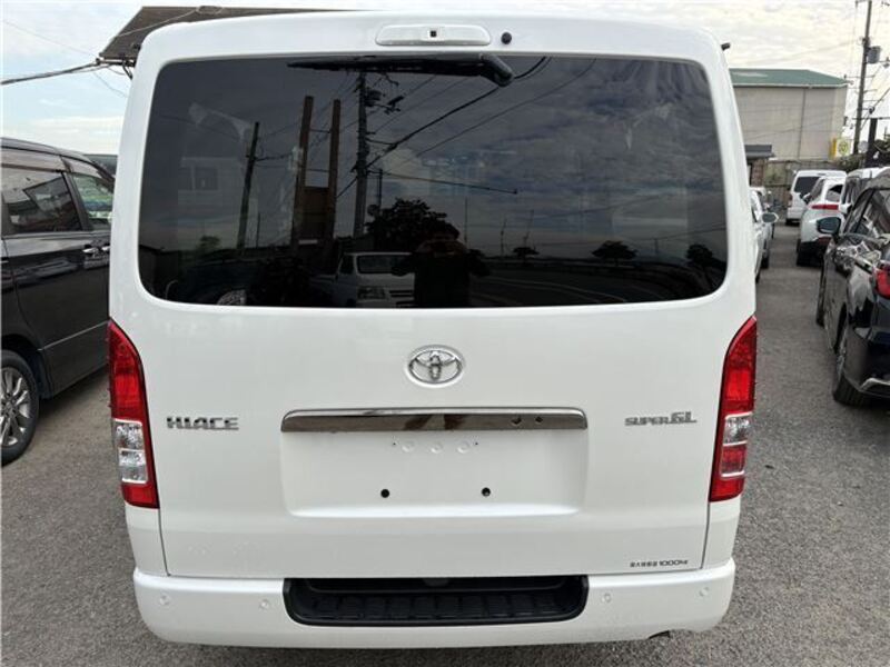 HIACE VAN