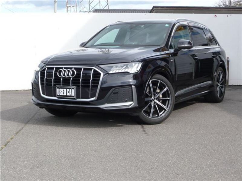 AUDI Q7
