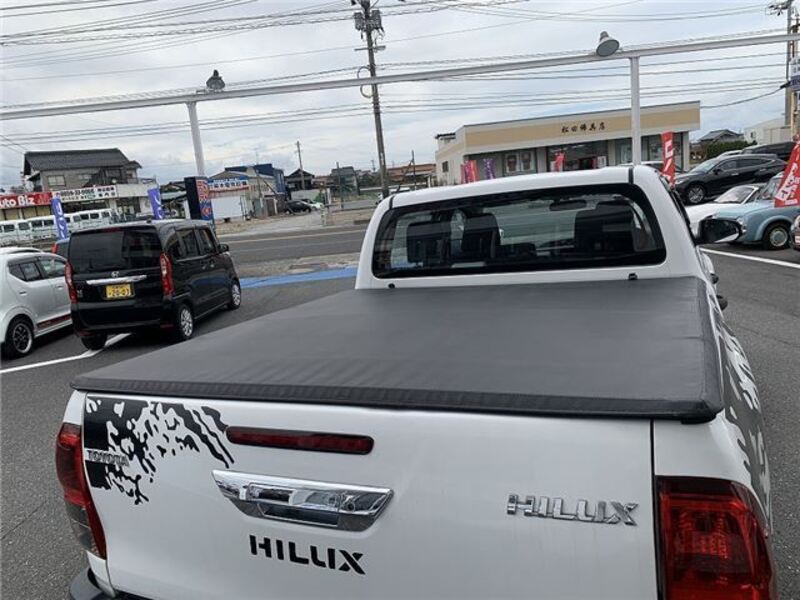 HILUX