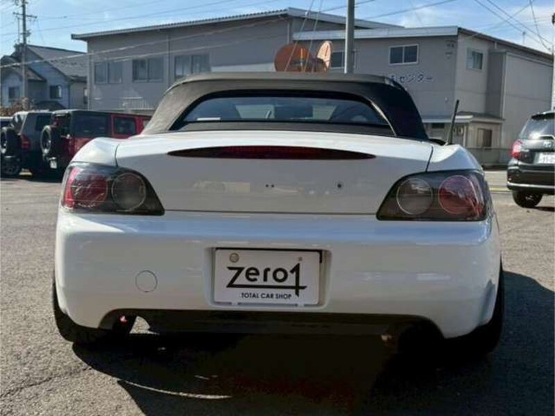 S2000