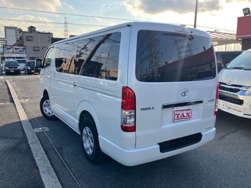 HIACE VAN