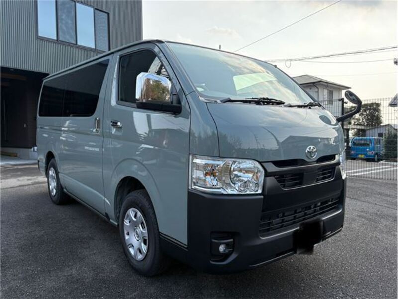 HIACE VAN