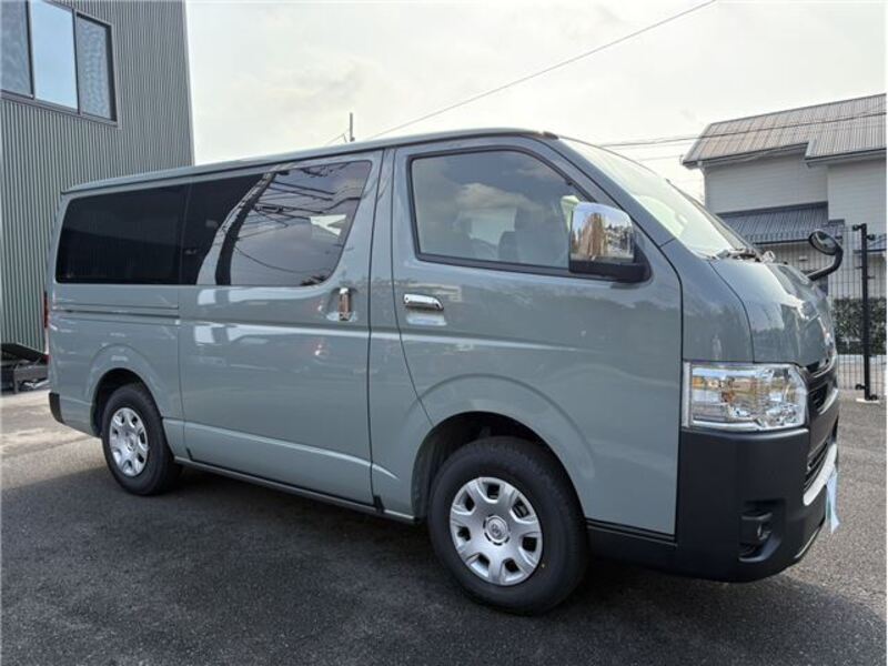 HIACE VAN