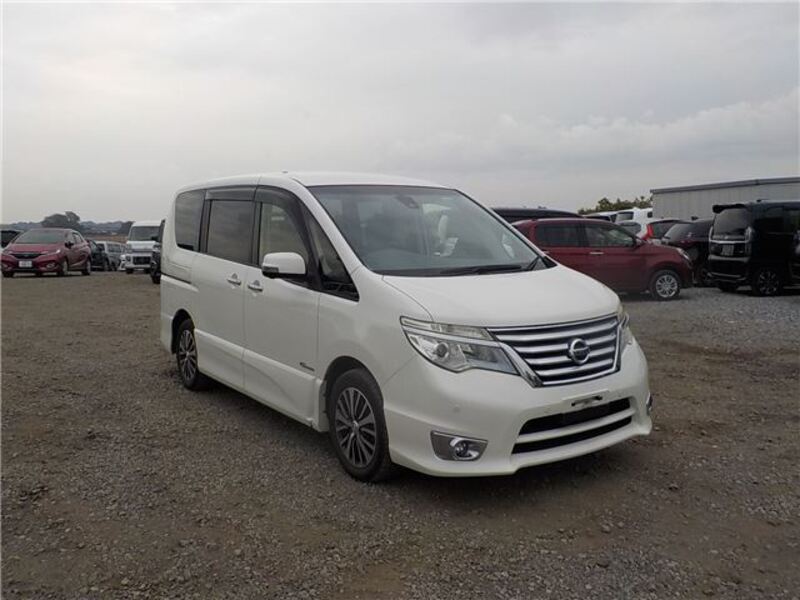 NISSAN SERENA