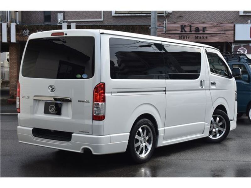 HIACE