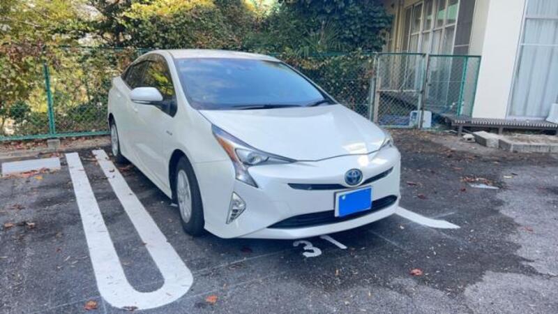 PRIUS-0