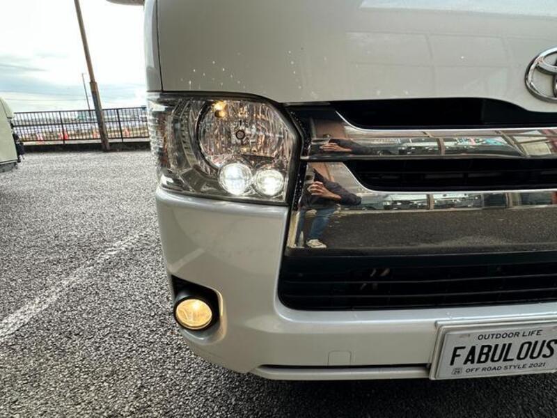 HIACE VAN