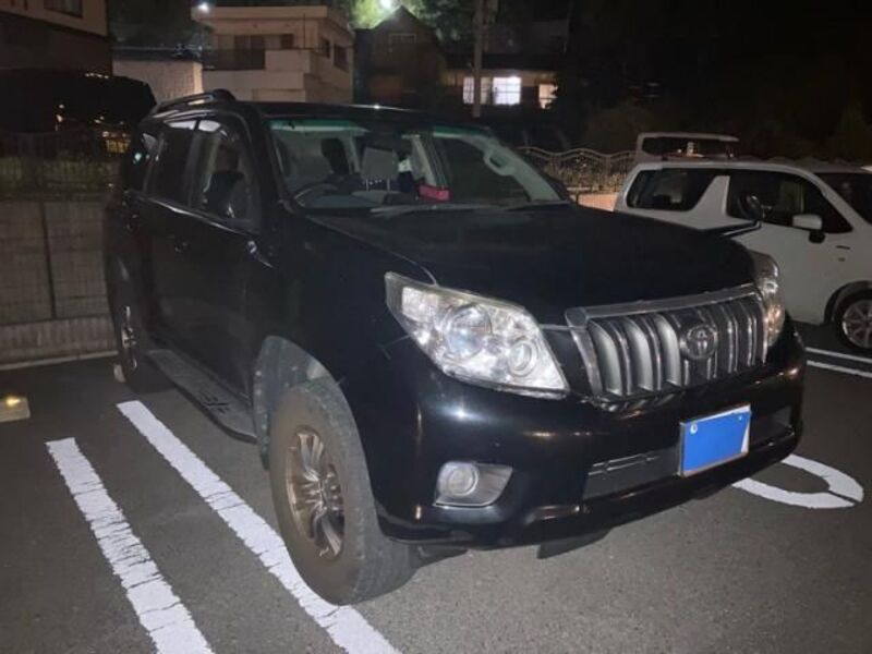 TOYOTA LAND CRUISER PRADO