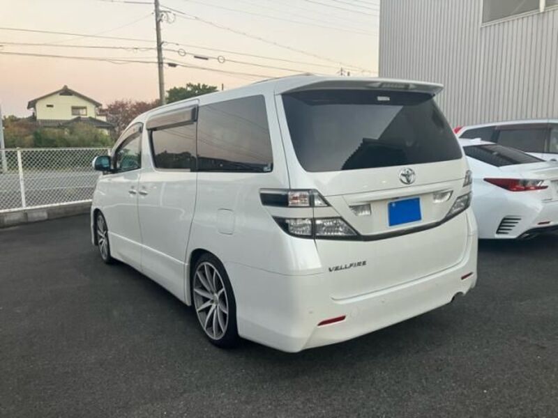 VELLFIRE