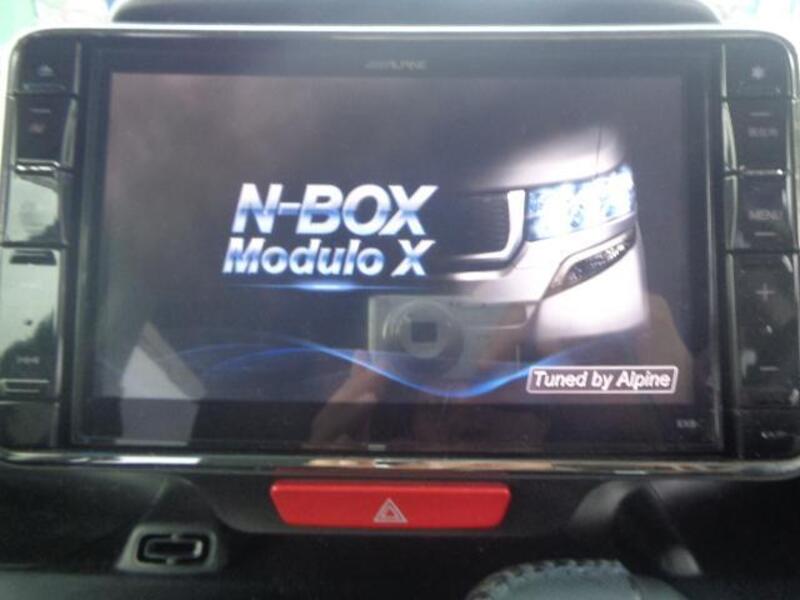 N BOX