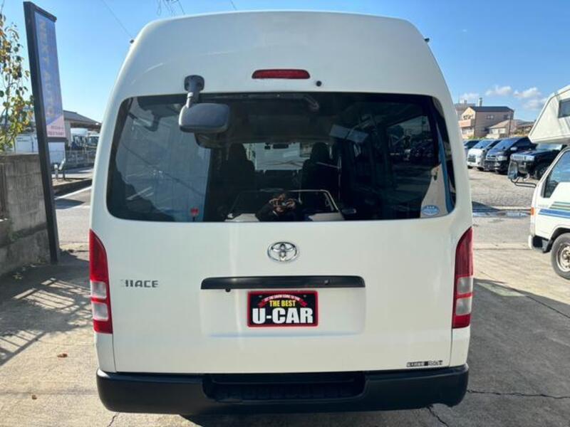HIACE VAN