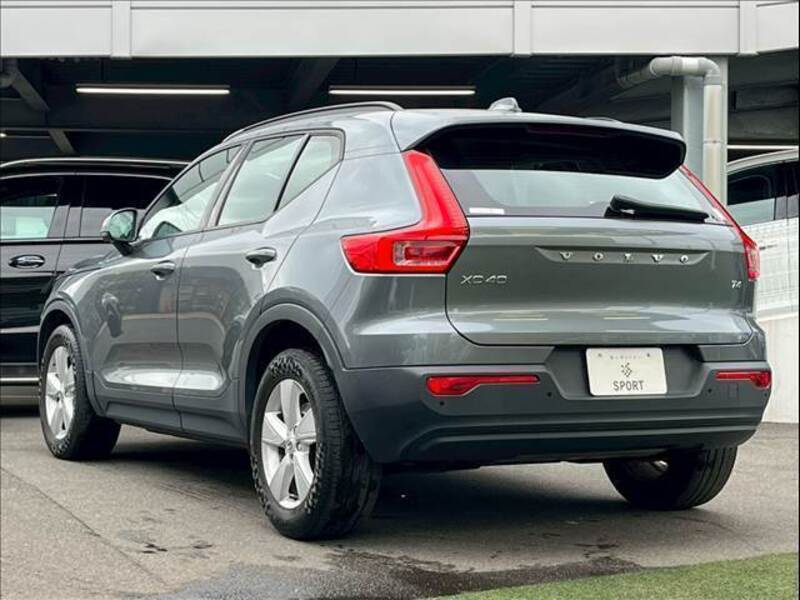 XC40