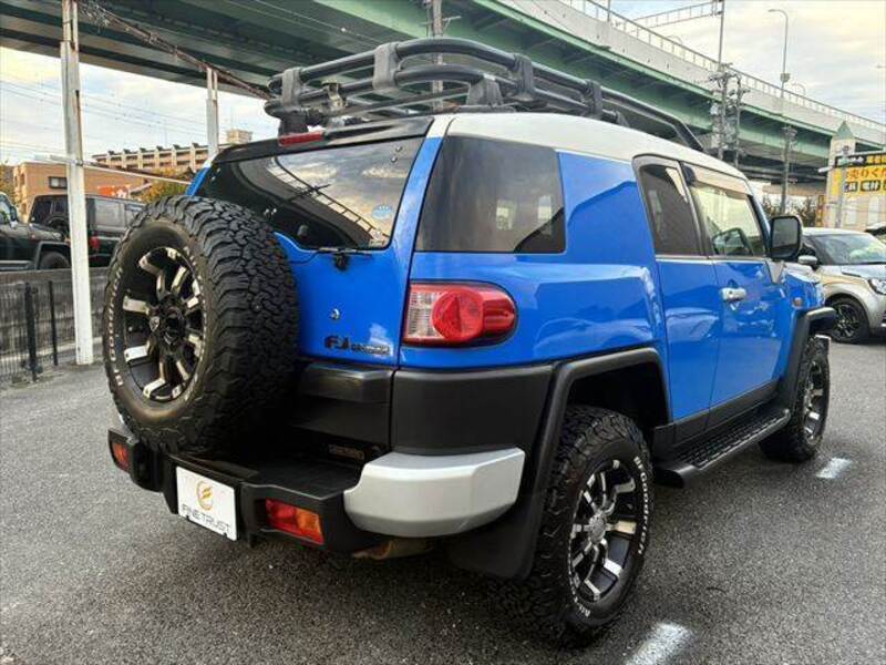 FJ CRUISER