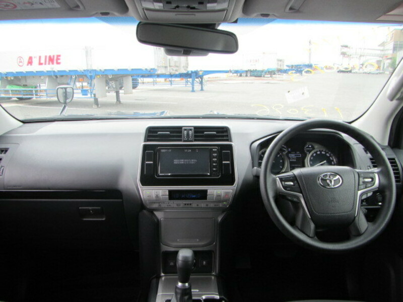 LAND CRUISER PRADO-7