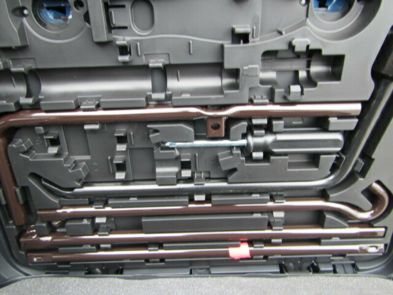 LAND CRUISER PRADO-25