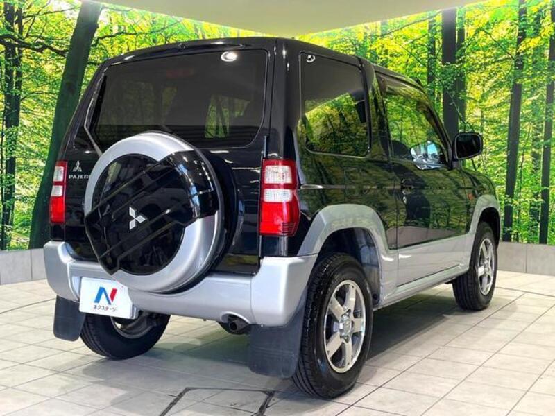 PAJERO MINI