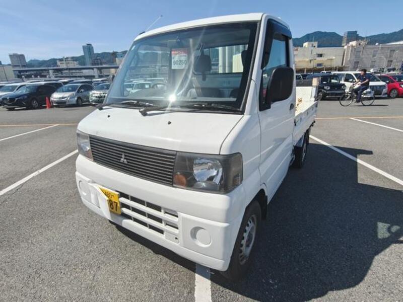 MITSUBISHI MINICAB TRUCK