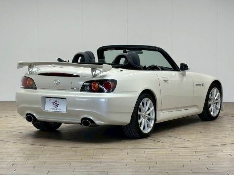 S2000