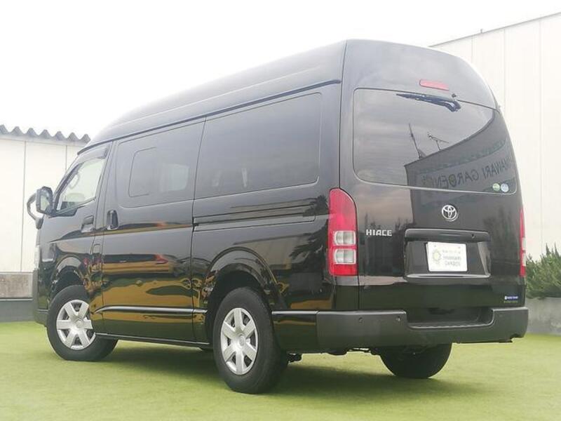 HIACE VAN