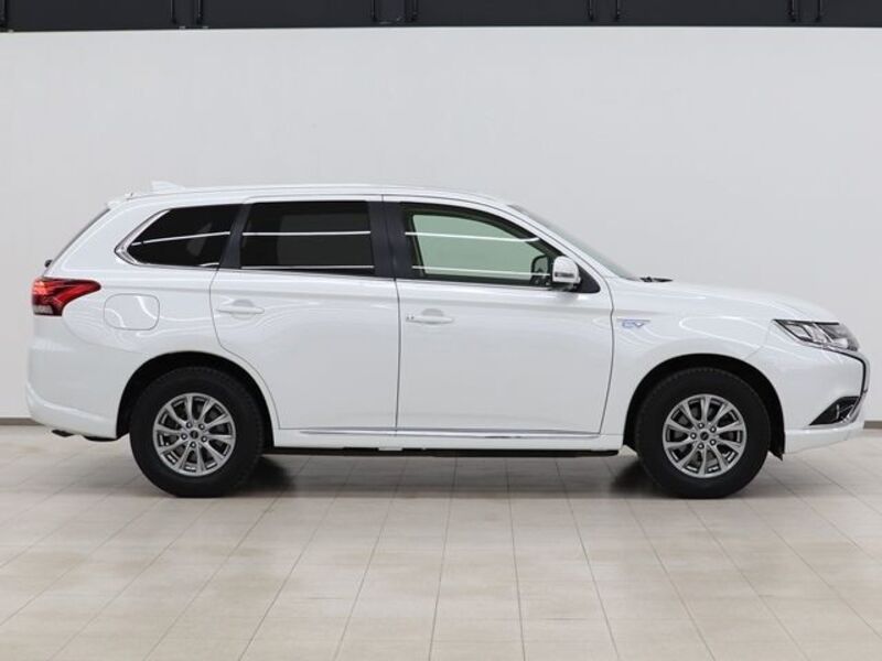 OUTLANDER PHEV