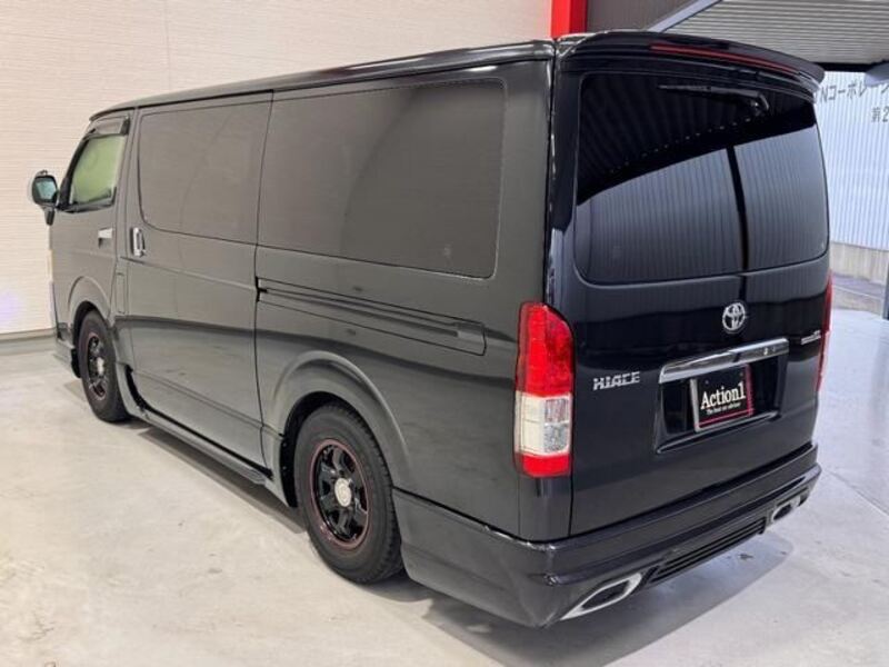 HIACE VAN