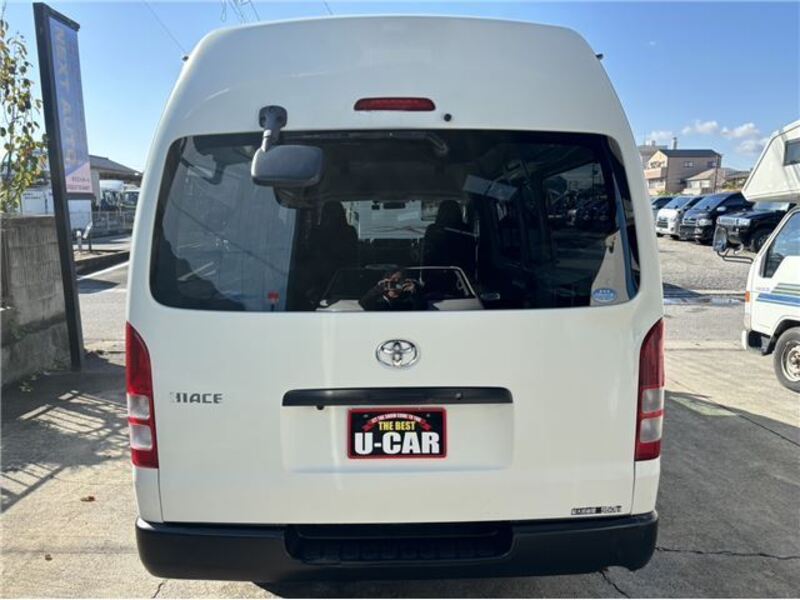 HIACE VAN