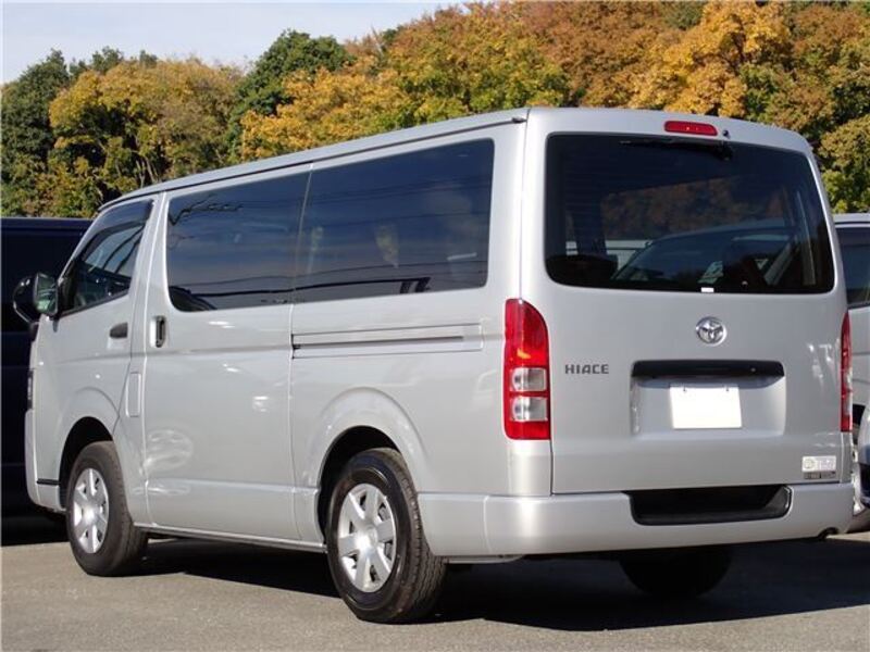 HIACE VAN