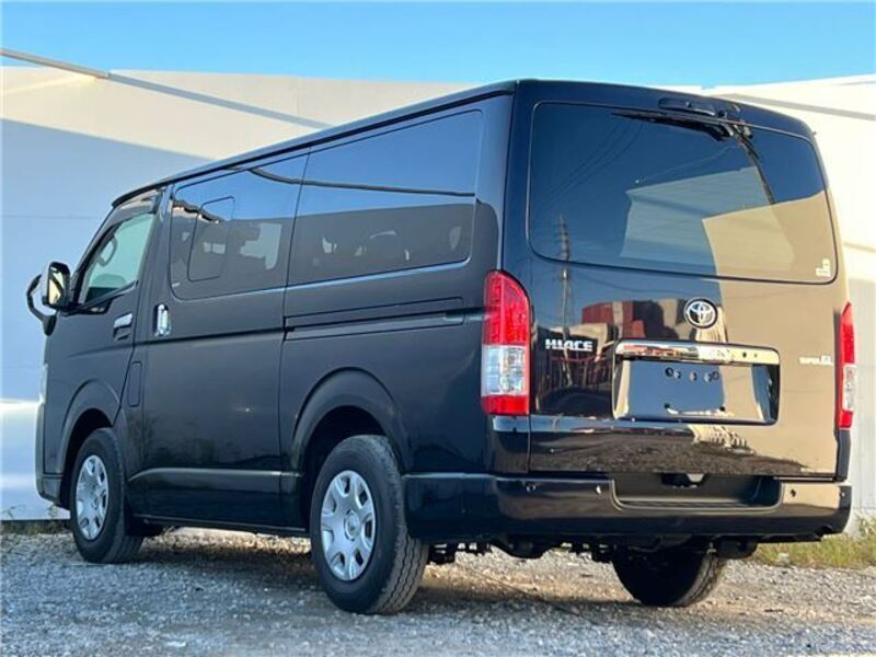 HIACE VAN