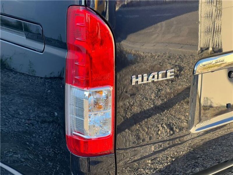 HIACE VAN