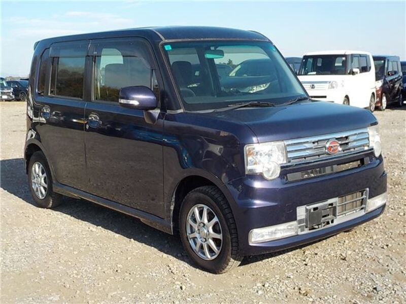 DAIHATSU MOVE CONTE