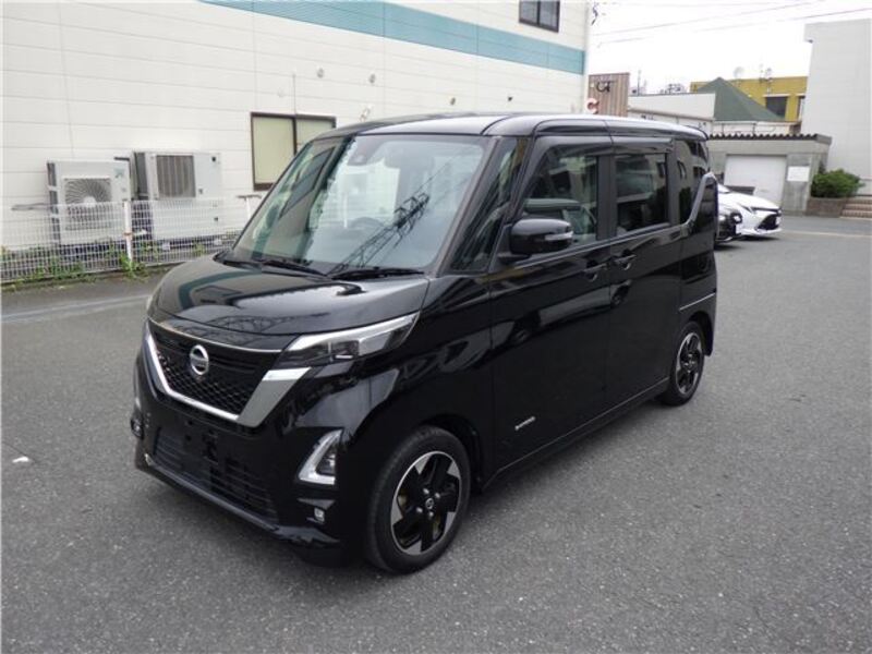 NISSAN ROOX