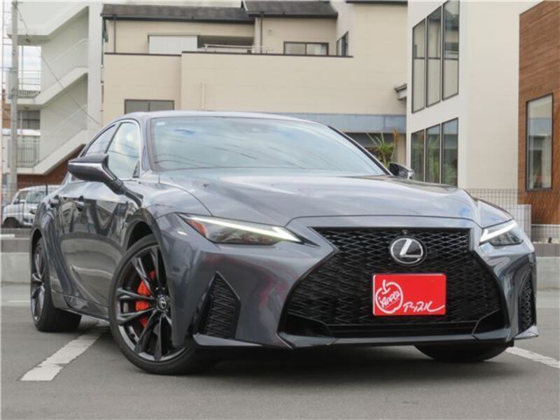 LEXUS IS