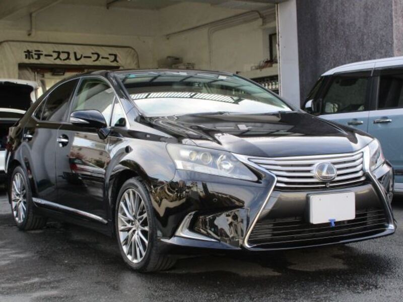 LEXUS HS