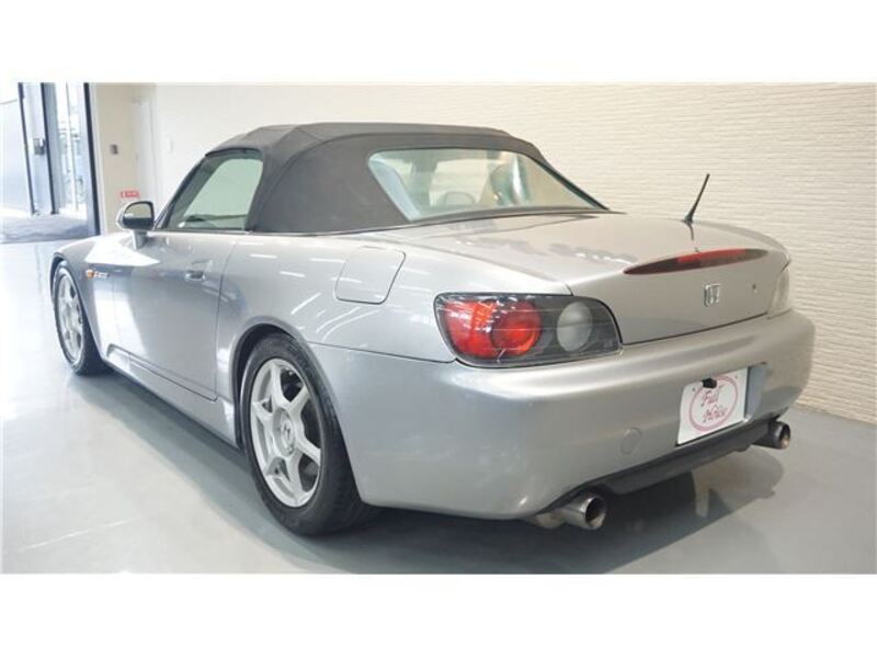 S2000