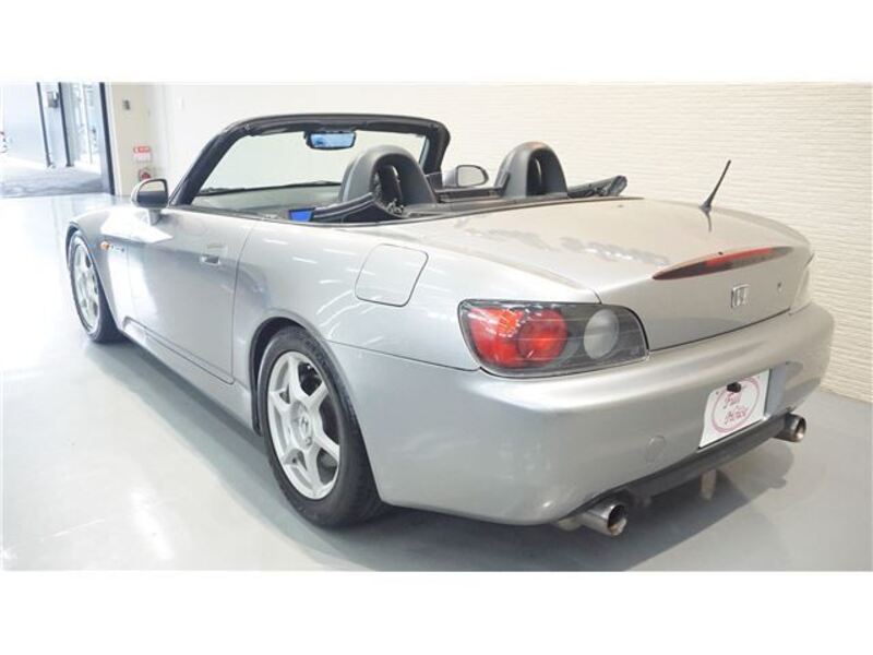 S2000