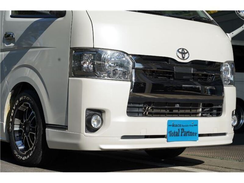 HIACE VAN