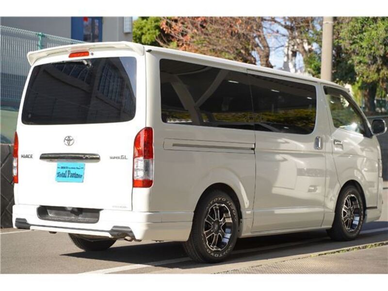 HIACE VAN