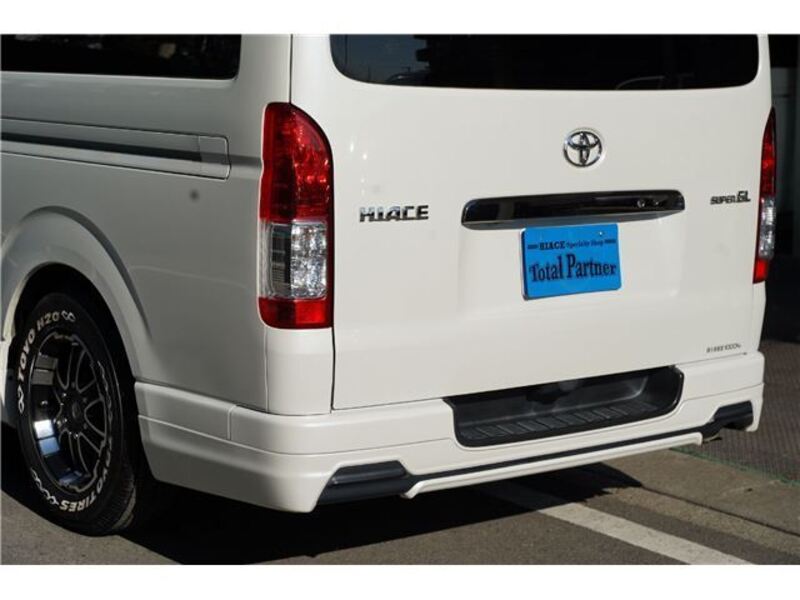 HIACE VAN