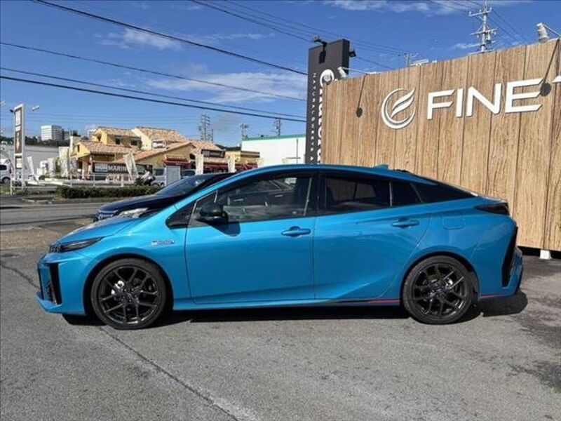 PRIUS PHV
