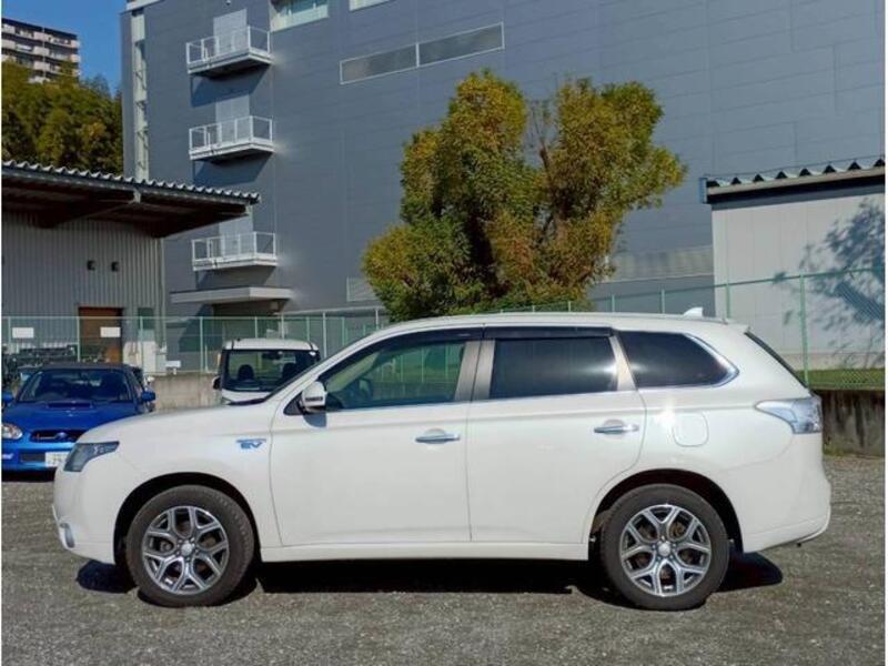 OUTLANDER PHEV