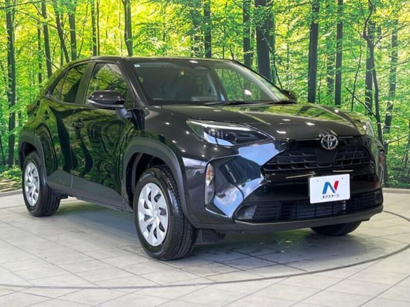 YARIS CROSS