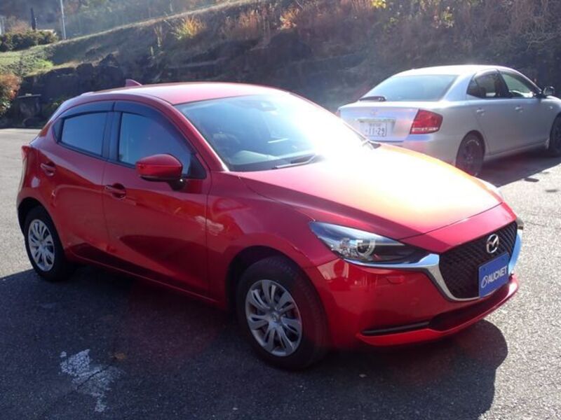 MAZDA2