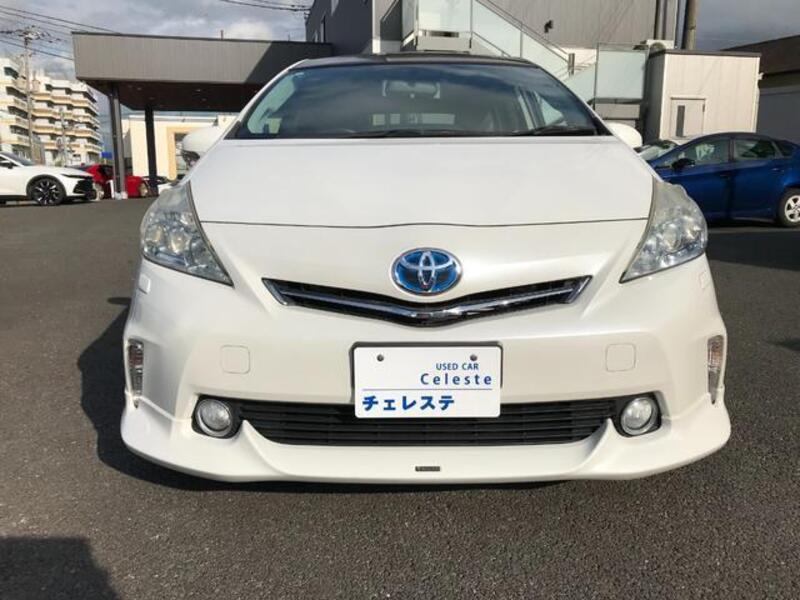 PRIUS ALPHA
