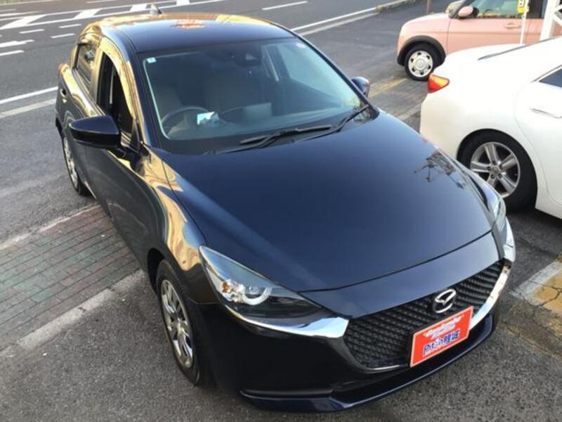 MAZDA2