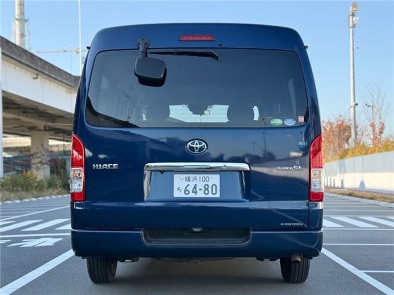 HIACE VAN