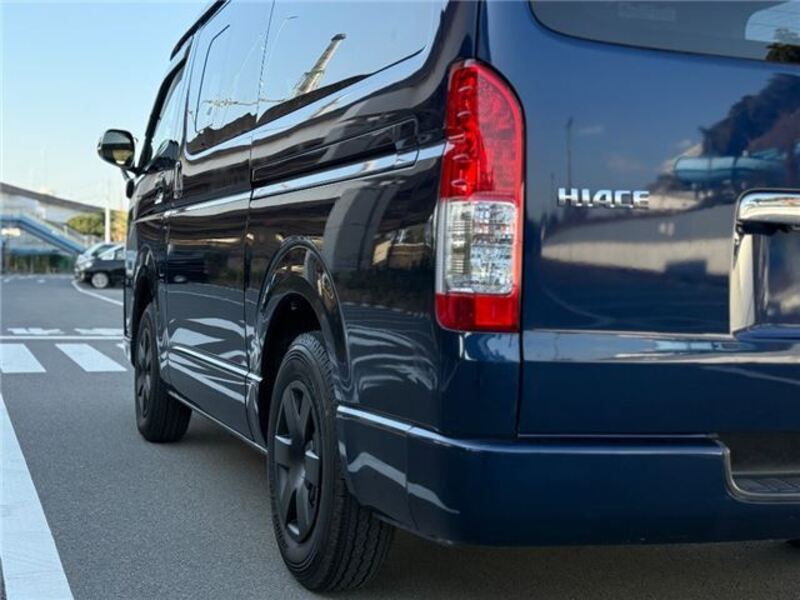 HIACE VAN
