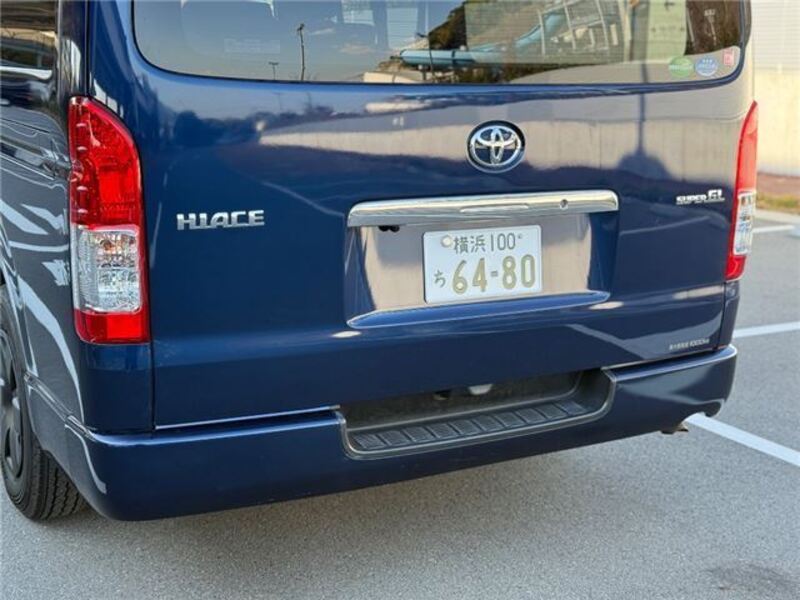 HIACE VAN