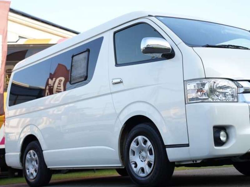 HIACE