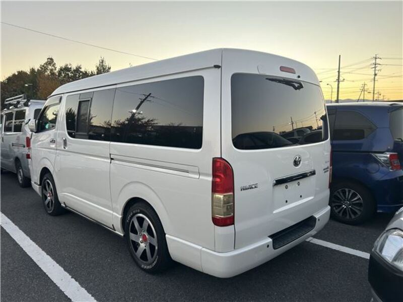 HIACE